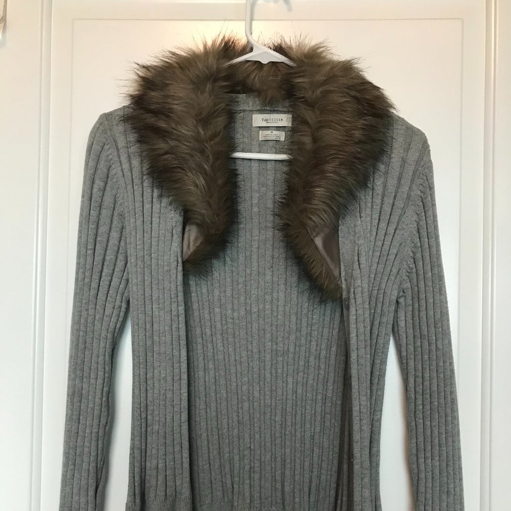 Women's M Faux Fur Grey Sweater Top